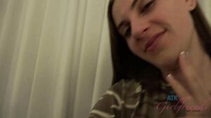 Niki Snow - Niki enjoys fucking you in Hawaii