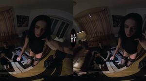 Mia Trejsi - Offer You Can’t Refuse