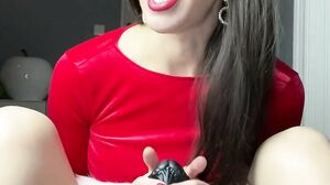 This MILF Is Extreme and Crazy For Biggest One 4