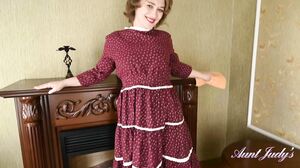 AuntJudys - Yulenka Cleaning Upskirt And Hairy Pussy Pl