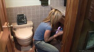 Lesbian Hitchhiker 2 Sc02