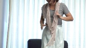 WeAreHairy - Ivan - Blue Chair