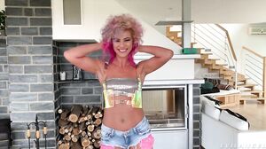 Cherry Kiss: Interracial DP Threesome!