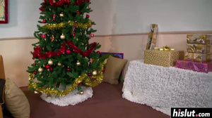 Horny babes get their feet worshiped