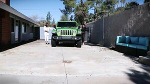 Kissa Sins, Luna Star - In Sync