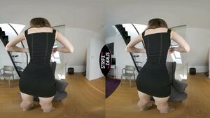 Mila Azul – Boneca Peituda