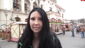 CaroCream - Unerwarteter Schwanz hammert mich!