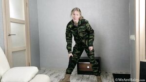 WeAreHairy - Lavatta W - Green Cam Black Baton