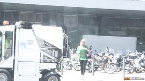 Samanta Sainz - Jump in the van and let's fuck in HD