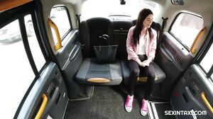 SexInTaxi E29 Jenny Doll CZECH