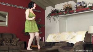 WeAreHairy - Tamar - Green Dress Black Bra