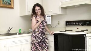 WeAreHairy - Tamar - White Dishes