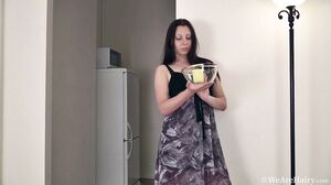 WeAreHairy - Nancy - Fruit Bowl