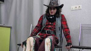 WeAreHairy - Pique Dame - Black Hati Plaid Shirt