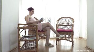 WeAreHairy - Red Bunny - Pink Towel Wicker Chair