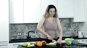 WeAreHairy - Marsela - Yellow Banana Purple Top