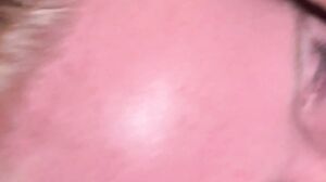 Tinkle Time With Dixie And Karah