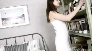 WeAreHairy - Atisha - White Dress Green Bed