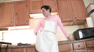 WeAreHairy - Barb - Kitchen