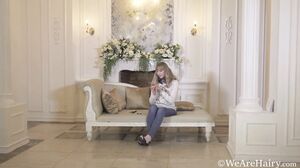 WeAreHairy - Beatrice - W Hite Top Purple Pants