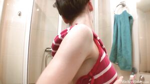 WeAreHairy - Bonya - Closet Rack