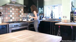 WeAreHairy - Chloe R - Hot Tea