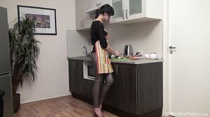 WeAreHairy - Alisa Pie - Artemia - Black Blouse Orange