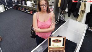 Pawnshop amateur riding store manager for a better deal