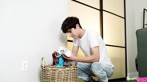 Chloe Temple - Stepsisters Panties - S19:E9