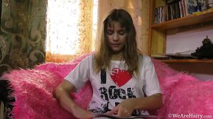 WeAreHairy - Sana - Fluffy Chair