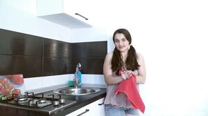 WeAreHairy - Sanita - Purple Top Brown Kitchen