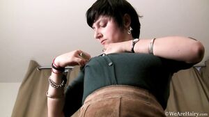 WeAreHairy - Sarah S - Chair