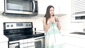 WeAreHairy - Shyla Jennings - Green Dress White Counter