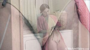 WeAreHairy - Simone - Pink Robe White Machine