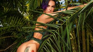 Clementine Marceau 3On1 Balls Deep DP & DPP With Three Monster Cocks in HD