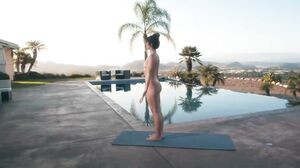 Nikki - True naked yoga