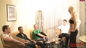 Kira-Kerosin - 5 notgeile junge Burschen beim Junggesel