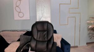 Busty Brunette On Cam Showing