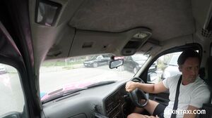 Sexy girl from Tinder wants to try sex in car