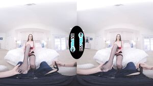 Hazel Moore - VR Valetine