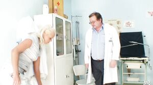 Freaky Doctor - Eliss Fire