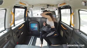 SexInTaxi E39 Dhalia Janeiro CZECH