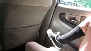 Kenzie Reeves - Kenzie Meets Some Monkeys They Love Her