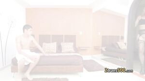 Shemale blonde enjoy wild sex