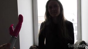 22yo Sarah Doing Her First Time Video I Give My Helping