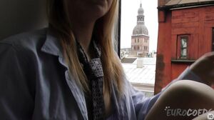 Young 19yo Sarah Masturbating and Smoking in Window