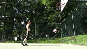 Mila Azul - Basketball Star