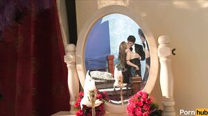 Bonny Bon - What The Butler Saw