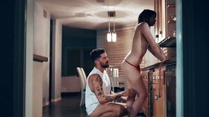 Slim ts Kate Zoha gobbles stiff cock