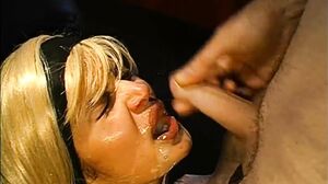 German sluts enjoys sperm collect and swallowing